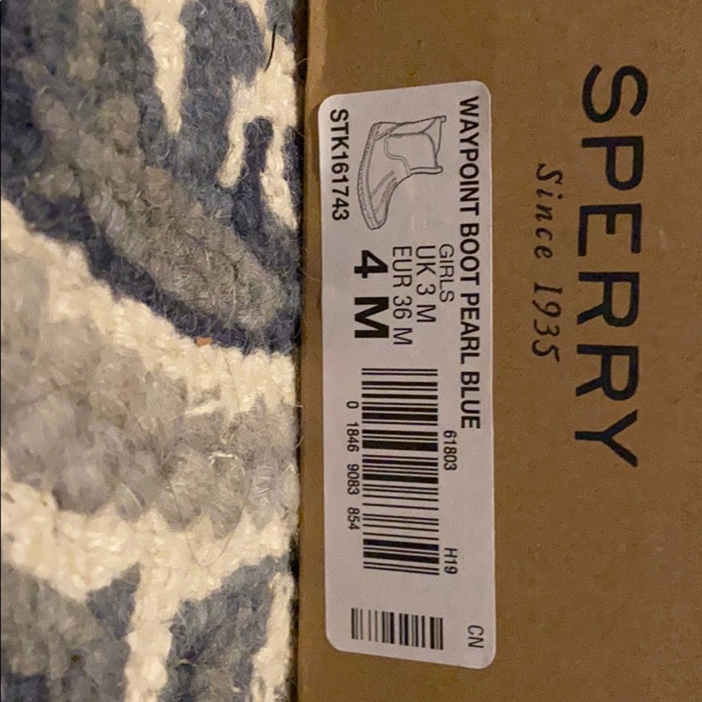 boots - Picture 3 of 3